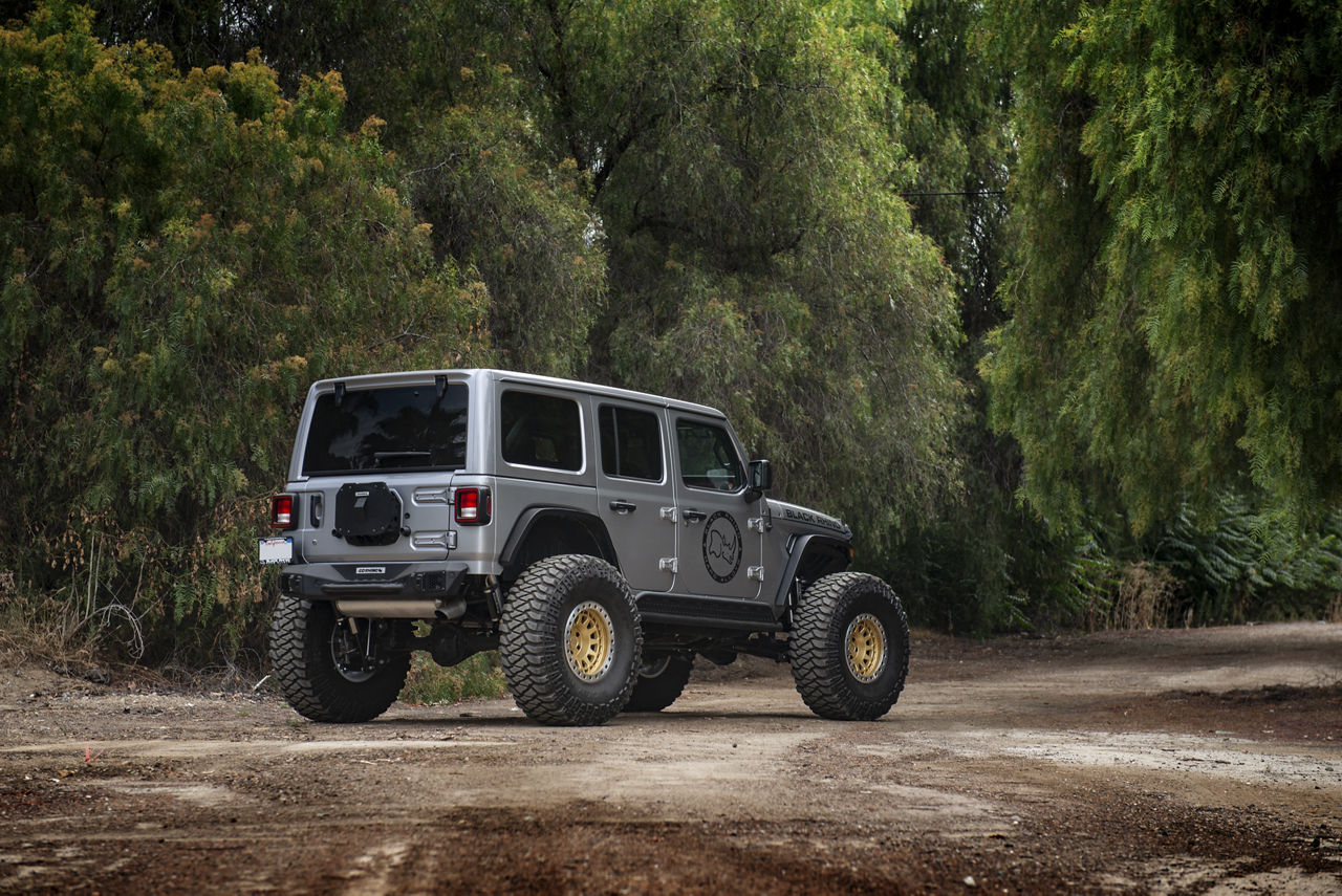 Gold sales jeep wrangler